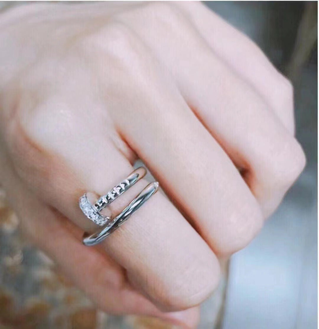 Ring design for women with a minimalist feel.
