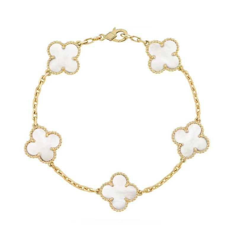 Four Leaf Grass Flower Bracelet