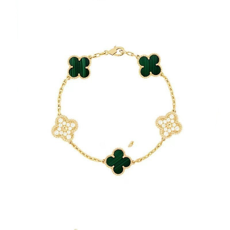 Four Leaf Grass Flower Bracelet