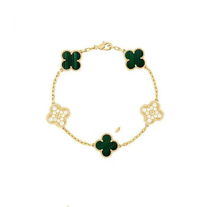 Four Leaf Grass Flower Bracelet
