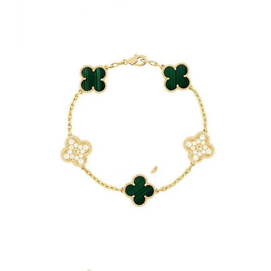 Four Leaf Grass Flower Bracelet